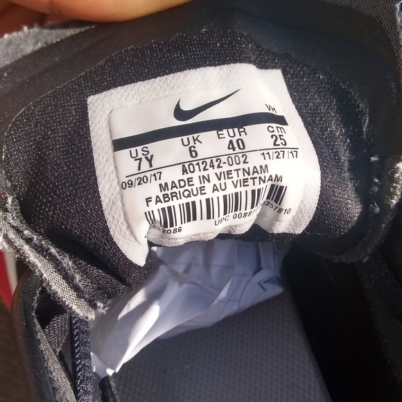 Running sneakers - Picture 4 of 6